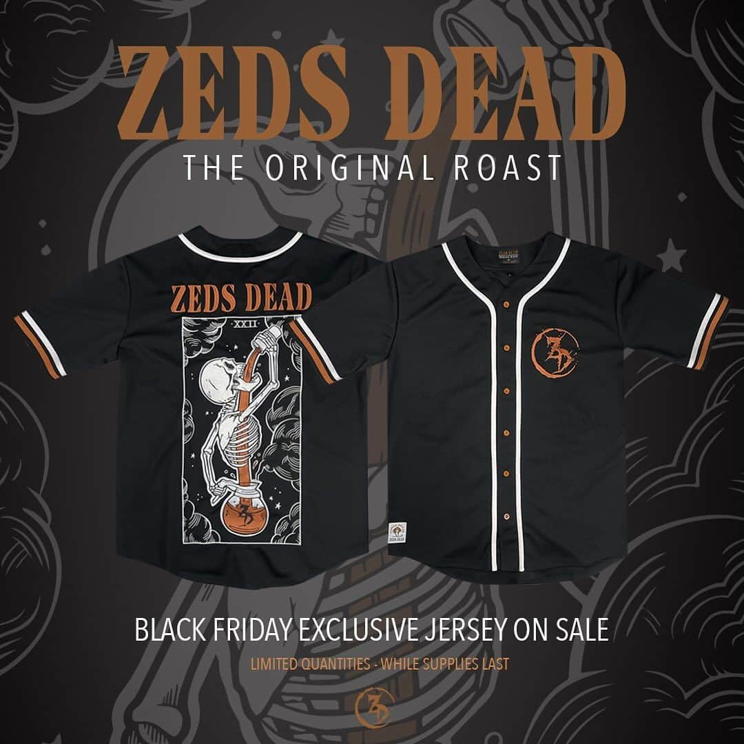 Zeds Deadさんのインスタグラム写真 - (Zeds DeadInstagram)「Black Friday sale is on now! 25% sitewide including the original Coffee Tarot jersey which is back in stock!   Sale ends 11/27. Link in bio or head to shop.zedsdead.com」11月21日 0時21分 - zedsdead