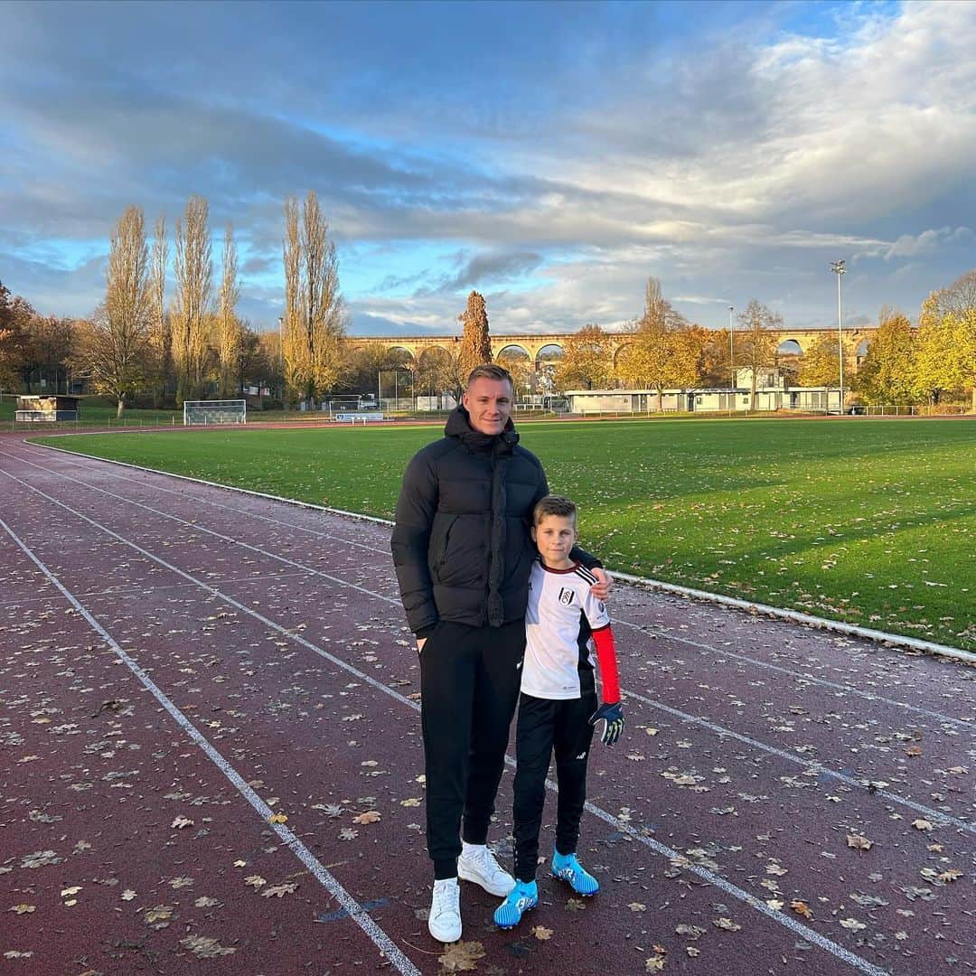 ベルント・レノのインスタグラム：「Where everything started ⚽️❤️」