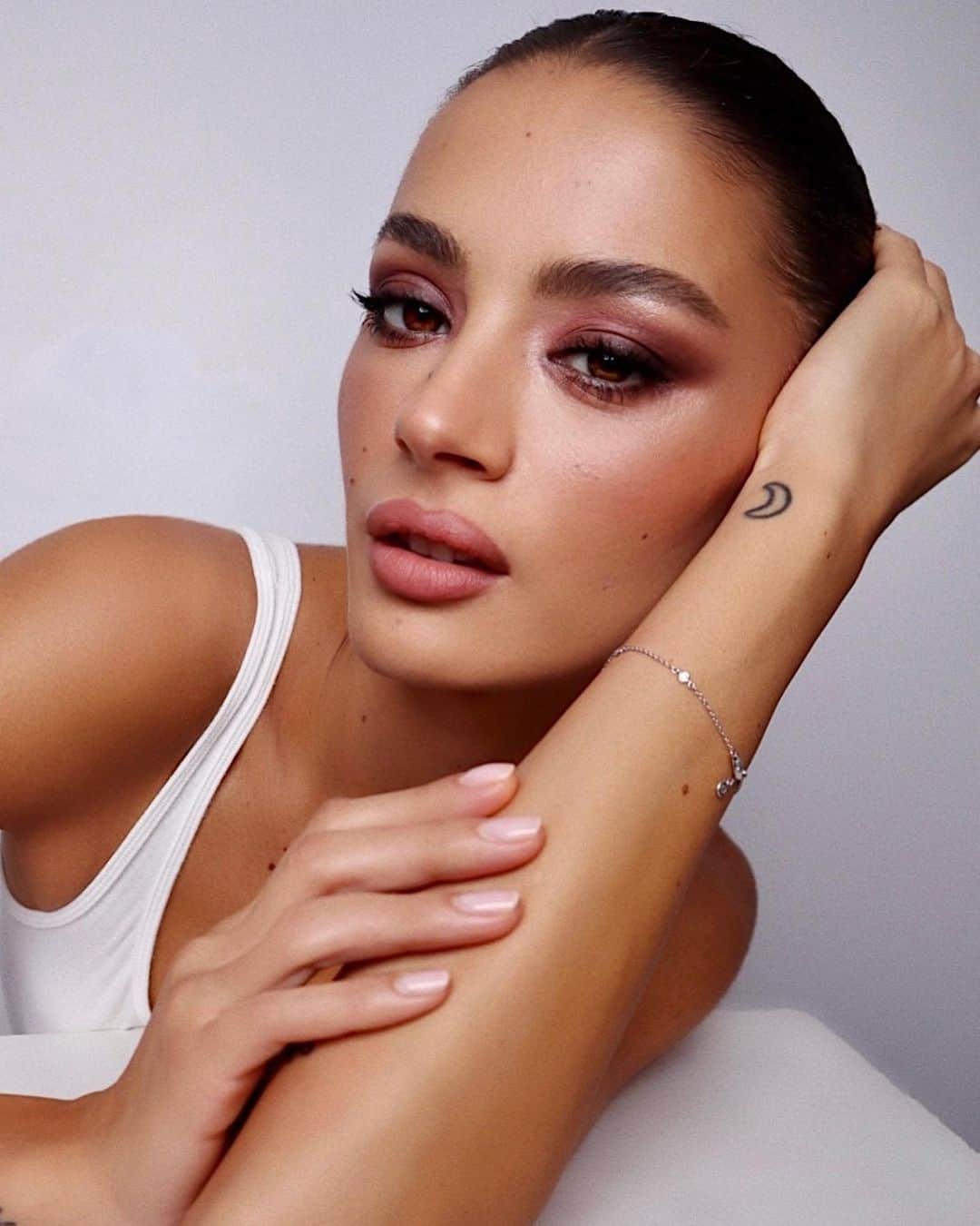 WOMEN / 360 Managementのインスタグラム：「EVGENIA @eugdim by @hungvanngo⁣ #WOMEN360MGMT」