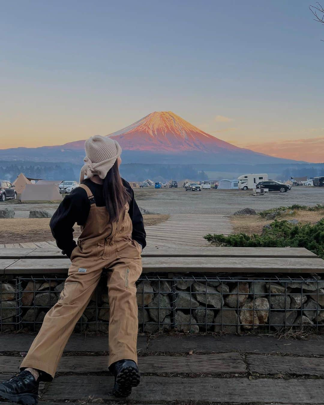 Erikaさんのインスタグラム写真 - (ErikaInstagram)「初ふもとっぱら🗻 みんなでキャンプ、楽しすぎた❤️‍🔥  幸せ休日でした🫶🏽」11月21日 0時47分 - erika_k1124