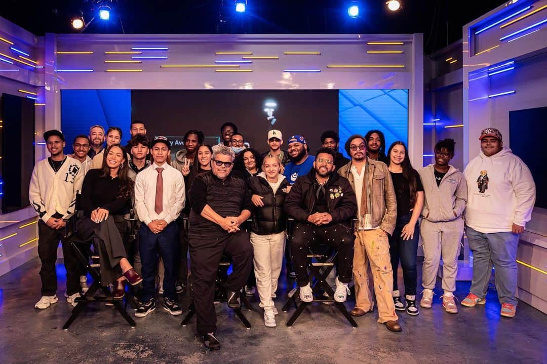 ルイス・ガスマンのインスタグラム：「Had a great time with MSG Classroom kids @Gardenofdreams screening of Story Ave last week @msgnetworks studios.  Great group of kids that are def going places!」