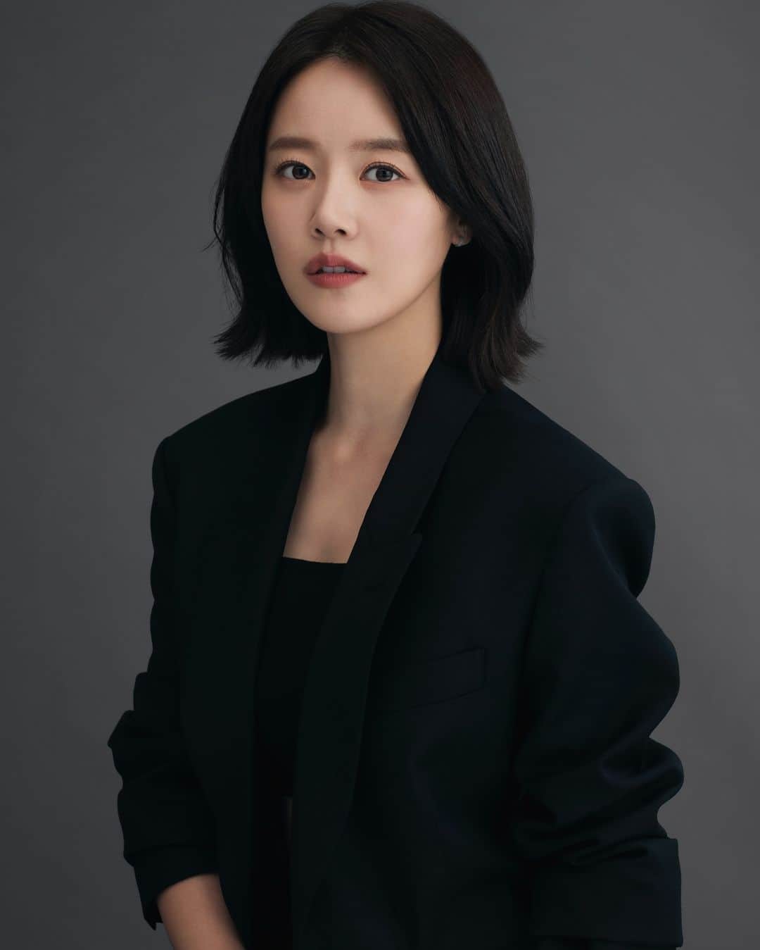シン・ゴウンのインスタグラム：「아니 내가  이번에는 좀 쎈척을 해봤거든 잘안되네 ㅋㅋㅋㅋㅋㅋㅋㅋㅋㅋㅋㅋㅋ 후」