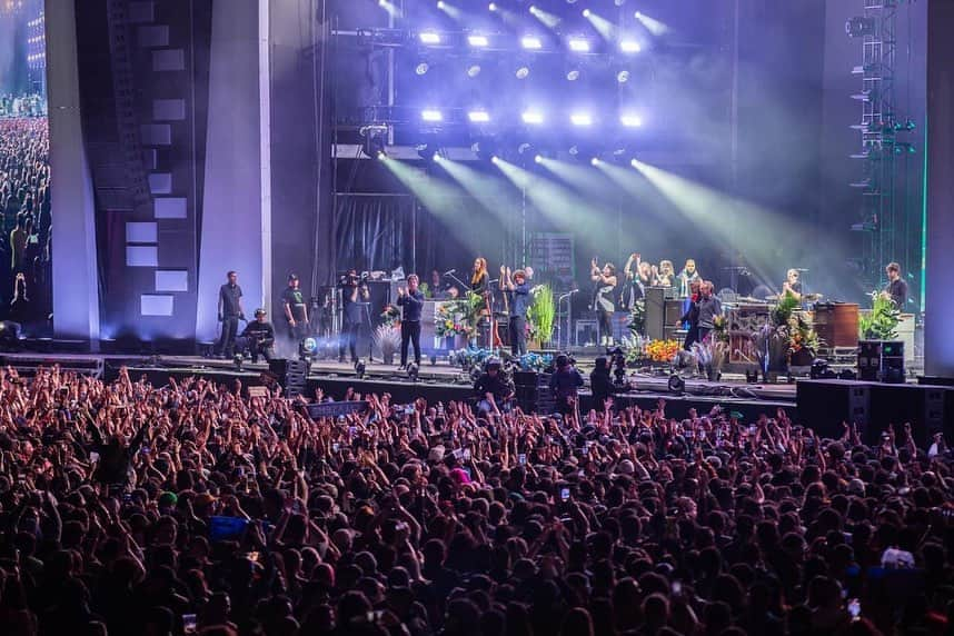 ノエル・ギャラガーさんのインスタグラム写真 - (ノエル・ギャラガーInstagram)「Gracias Festival Corona Capital 🔥 Fue genial estar de regreso en la Ciudad de México! 🇲🇽  📷: @coronacapital」11月21日 1時21分 - themightyi