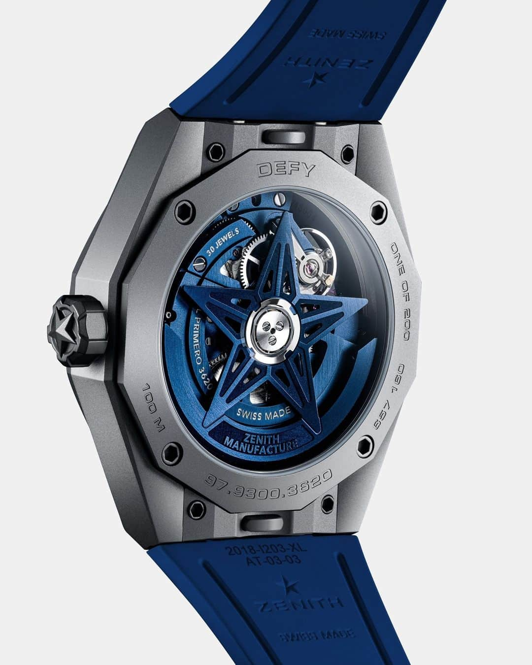 ゼニスのインスタグラム：「The @timetidewatches DEFY Skyline Night Surfer is driven by the #ElPrimero 3620 automatic high-frequency manufacture movement, beating at the rate of 5Hz (36’000VpH). Its efficient automatic bidirectional winding mechanism with a blue star-shaped rotor delivers a power reserve of approximately 60 hours. ⭐🌊」