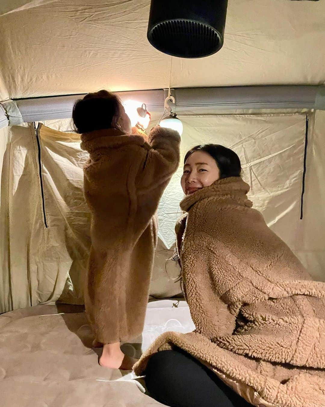 チェ・ジウさんのインスタグラム写真 - (チェ・ジウInstagram)「🍂🧸🤎👧🏻」11月20日 16時48分 - choijivvoo