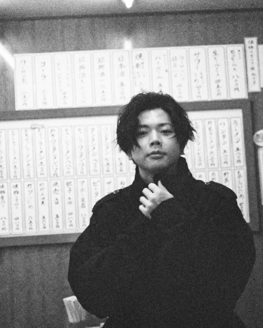 増田貴久さんのインスタグラム写真 - (増田貴久Instagram)「⁡ 今日発売のminaのアザーもらった #チャーハン @mina.magazine @misumi.photographer」11月20日 17時01分 - takahisaaaamasudaaaa