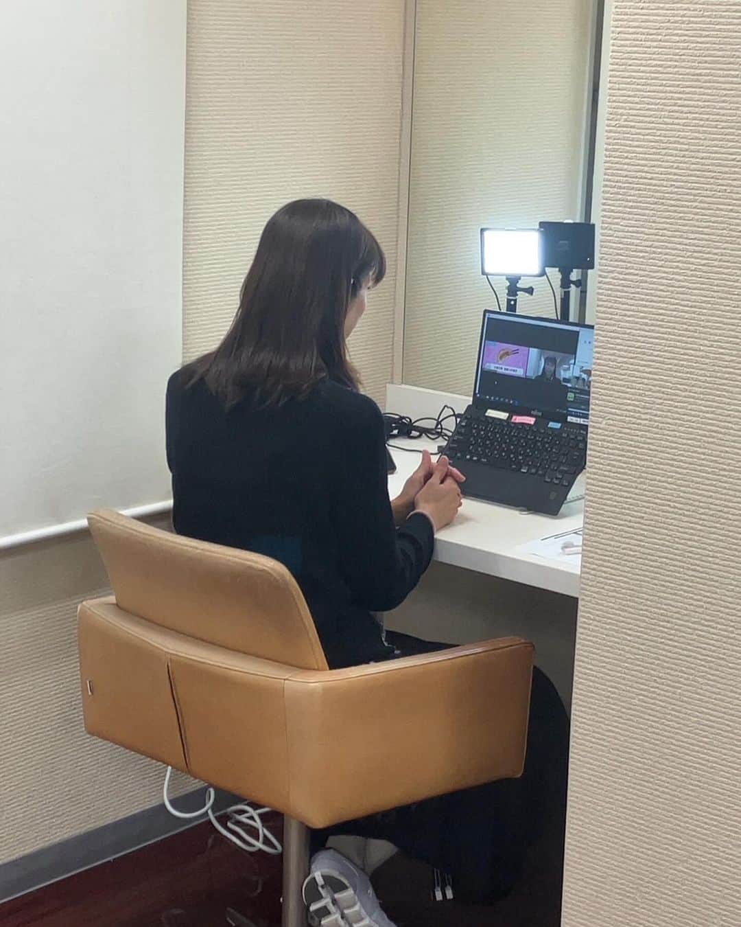 大林素子のインスタグラム：「kfb福島放送 シェア！ 今週もありがとうございました 視聴者クイズは、大林画伯！ 見事大正解⭕️ きゅうり🥒じゃないよ 次回は、12月4日出演」