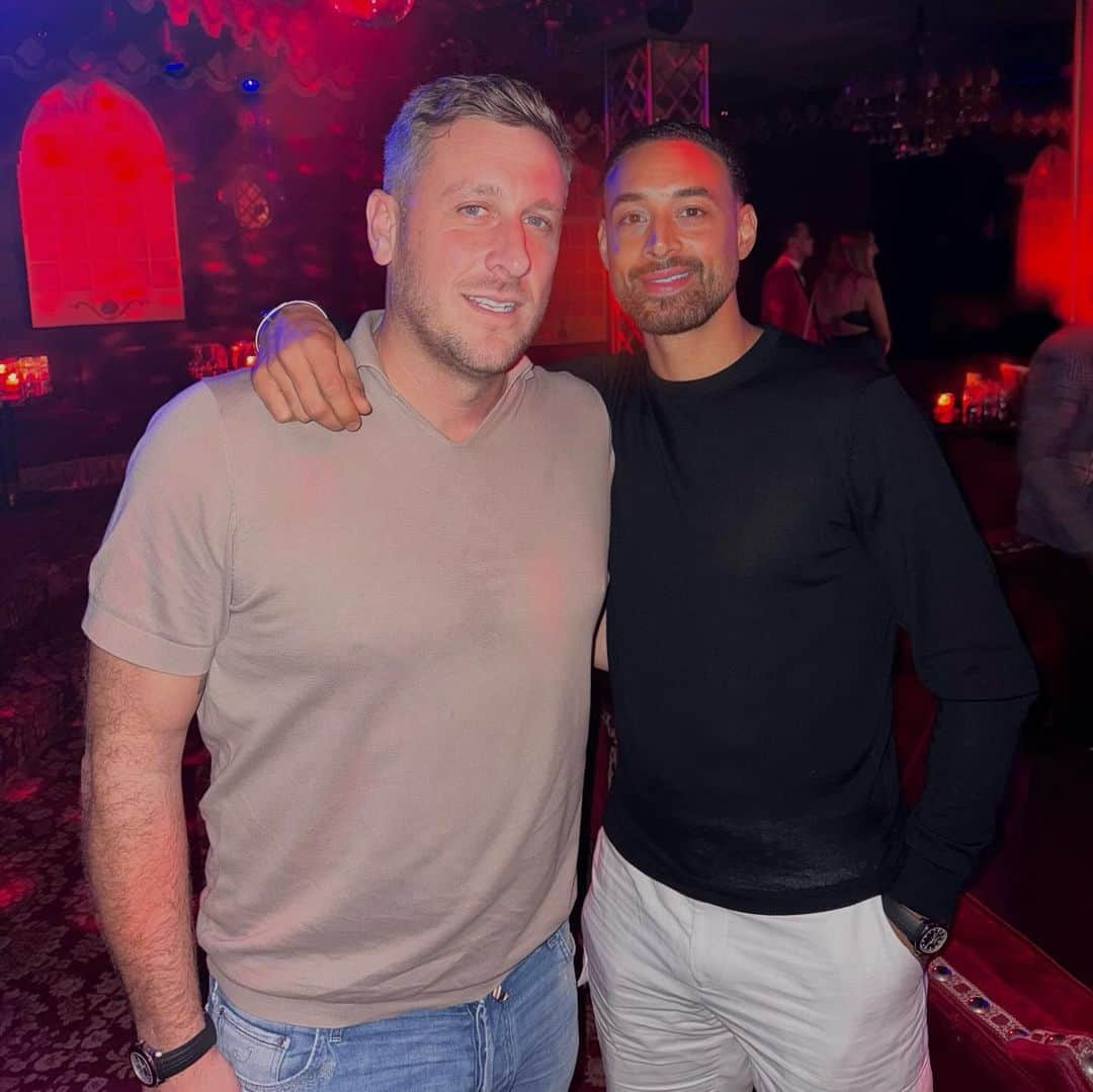 カリム・ベララビさんのインスタグラム写真 - (カリム・ベララビInstagram)「🇲🇦❤️🌴🌞✌🏾」11月20日 17時37分 - karimbellarabi