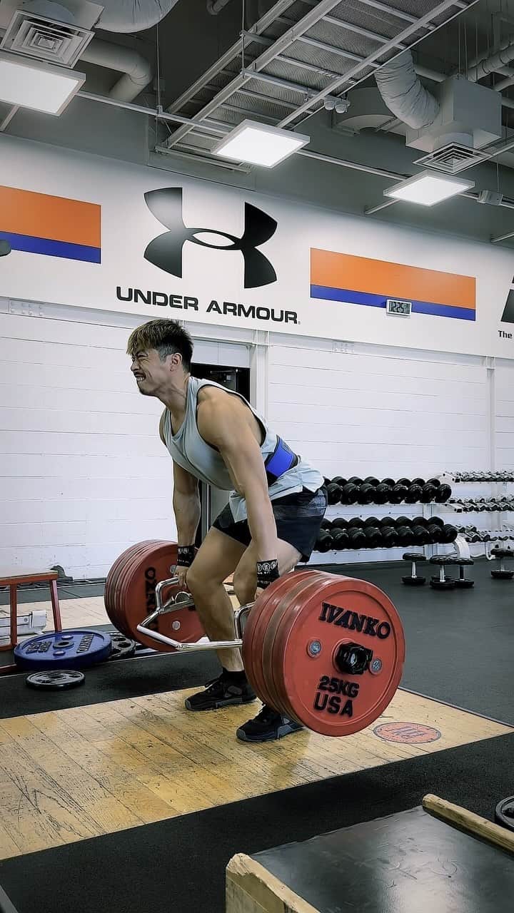 栗原嵩のインスタグラム：「本日のトレーニング。 フルMAXスピードスナッチ→デッドリフト220kg→インクラインベンチ→クロスフィット」
