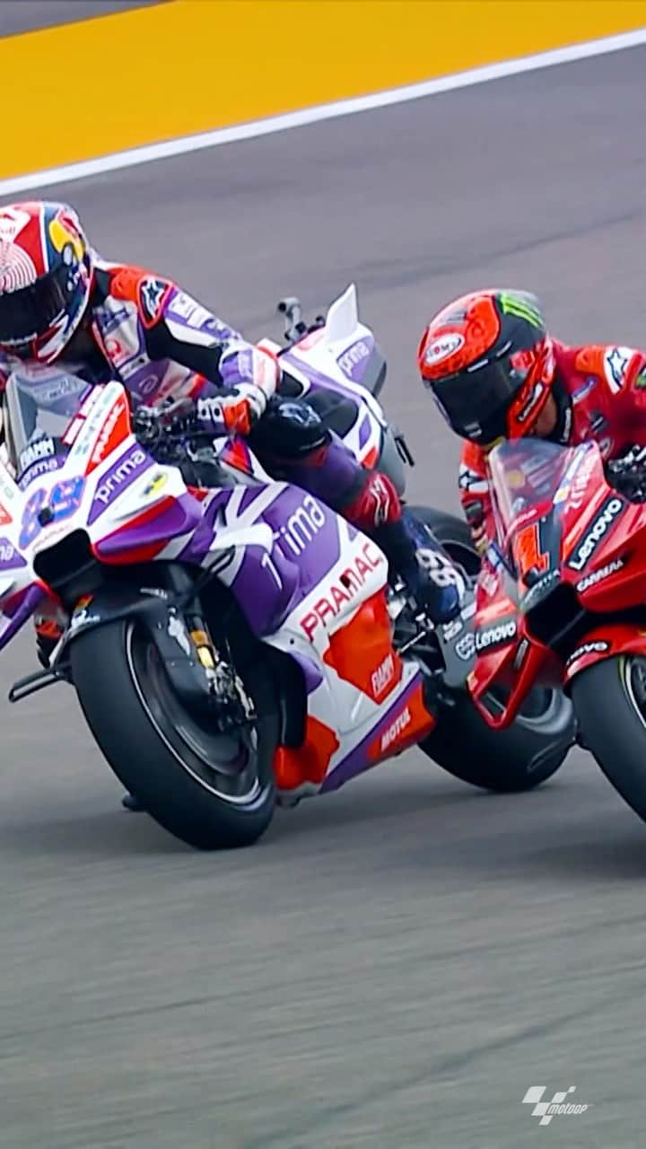 MotoGPのインスタグラム：「The #MotoGP Black Friday offers are now live! 💥 Head to the link in bio 🔗 to take advantage now and watch the 2023 finale with the best deal of the season! 🏁  #BlackFriday #PECCOvsMARTIN」