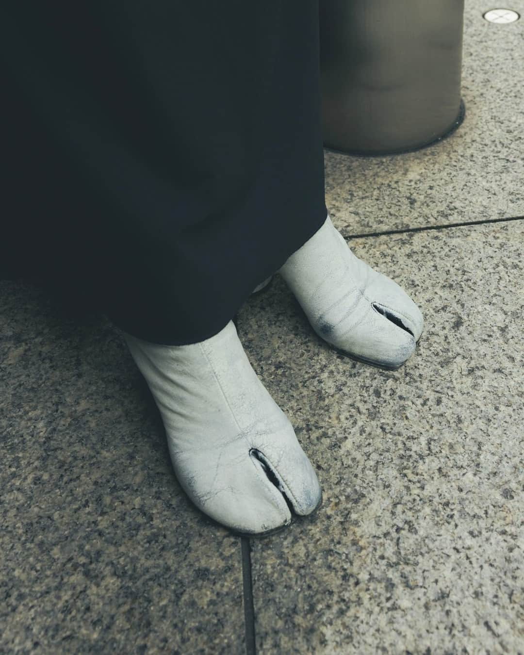 Fashionsnap.comさんのインスタグラム写真 - (Fashionsnap.comInstagram)「Name: カレン⁠ Age: 22⁠ Occupation: 会社員/カラーアナリスト⁠ ⁠ Tops #UNITEDARROWS⁠ Skirt #GALLARDAGALANTE⁠ Bag #TOMORROWLAND⁠ Shoes #MaisonMargiela⁠ Necklace #unique⁠ ⁠ Photo by @iam_____riku⁠ ⁠ #スナップ_fs #fashionsnap #fashionsnap_women」11月20日 18時00分 - fashionsnapcom