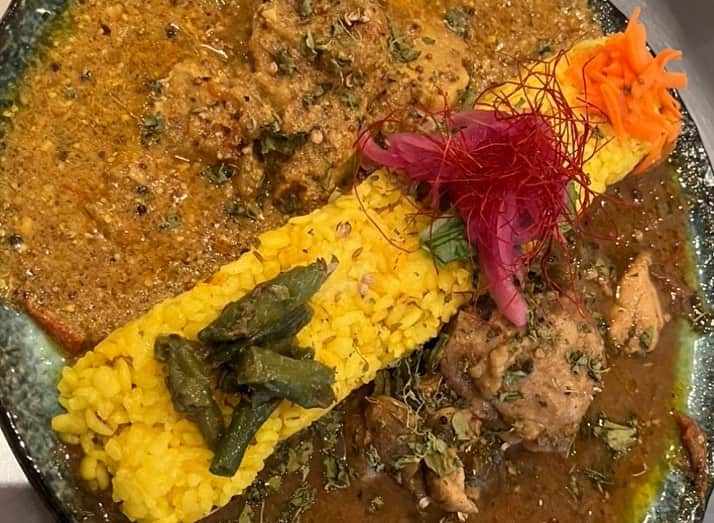 佐藤大樹さんのインスタグラム写真 - (佐藤大樹Instagram)「最近カレーを食べるために生きてる。  #西小山#CHIISAKATTAONNA #銀座#半月 #五反田#うどん #下北沢#ムーナ」11月20日 18時08分 - kumamushi_sato