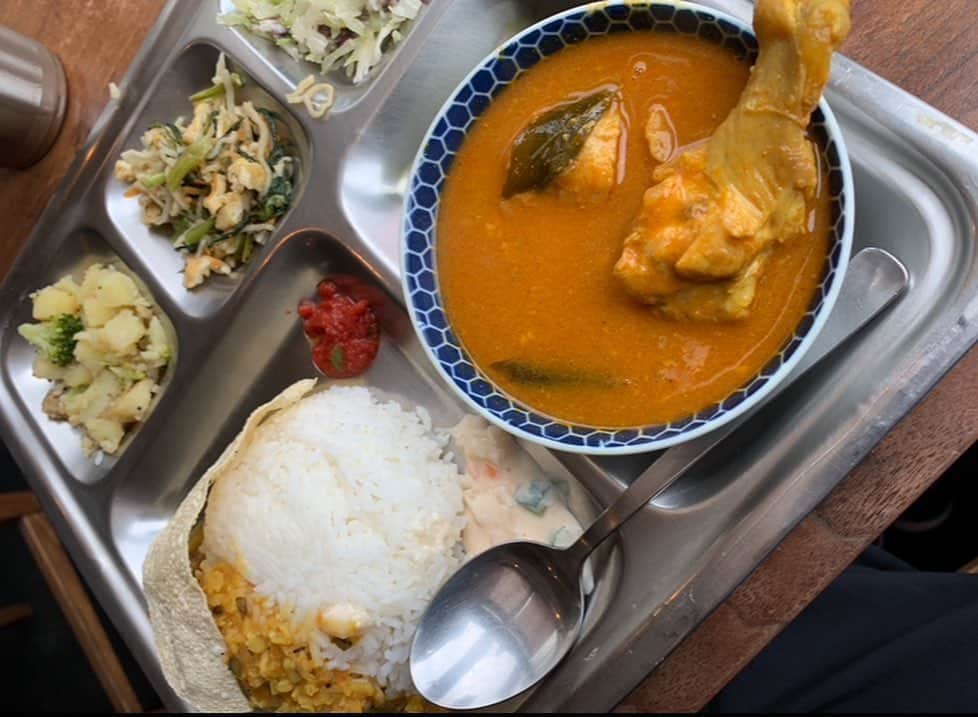 佐藤大樹さんのインスタグラム写真 - (佐藤大樹Instagram)「最近カレーを食べるために生きてる。  #西小山#CHIISAKATTAONNA #銀座#半月 #五反田#うどん #下北沢#ムーナ」11月20日 18時08分 - kumamushi_sato