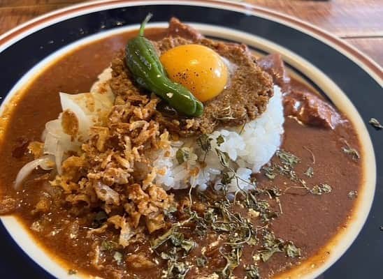 佐藤大樹さんのインスタグラム写真 - (佐藤大樹Instagram)「最近カレーを食べるために生きてる。  #西小山#CHIISAKATTAONNA #銀座#半月 #五反田#うどん #下北沢#ムーナ」11月20日 18時08分 - kumamushi_sato