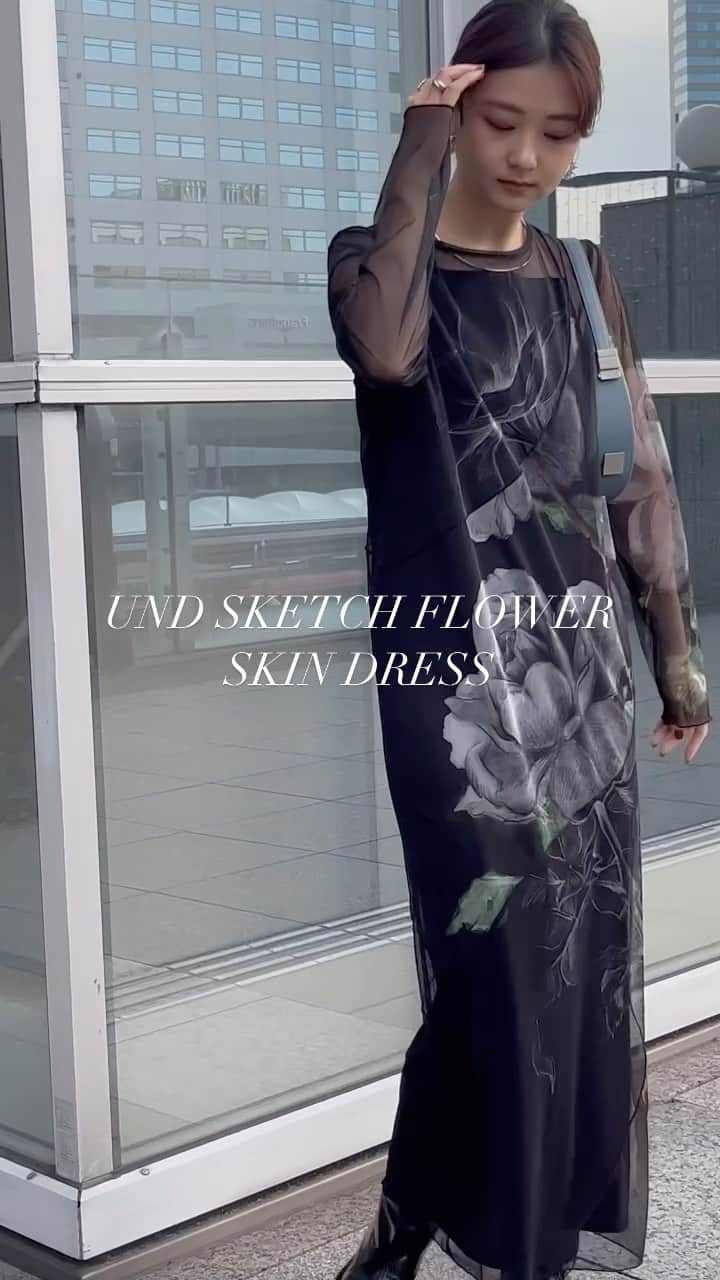 Ameri VINTAGE LUMINE SHINJUKUのインスタグラム：「.   New arrival ———  11/21(Tue)release  UND SKETCH FLOWER SKIN DRESS (02320570710) ￥22,000 tax in ブラック/ベージュ S.Mサイズ  @_23_ayana 164cm Mサイズ着用  Rena 158cm Sサイズ着用  @amerivintage #amerivintage  #ameri #ameri_staffsnap #ameri2023autumnwinter」