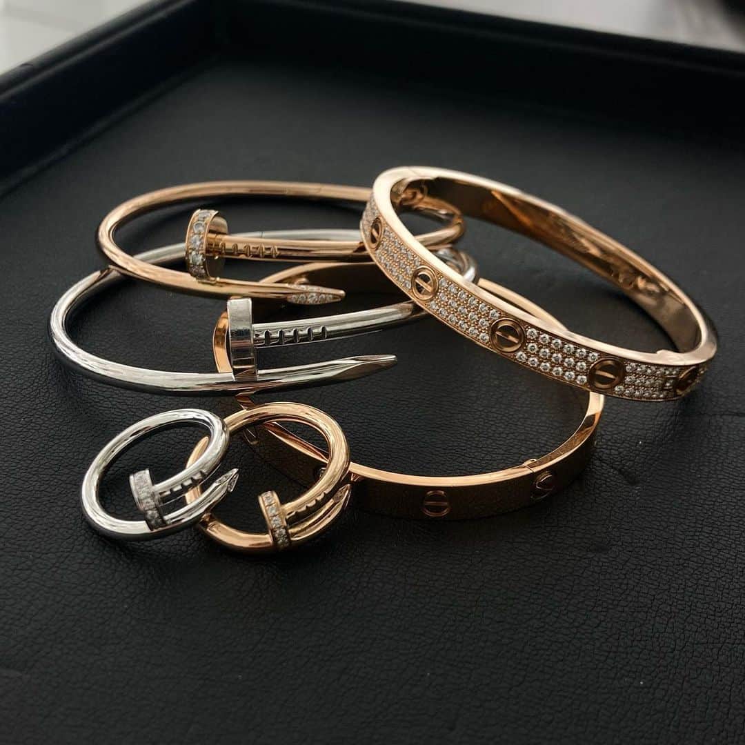 RINKAN渋谷店のインスタグラム：「. 《 Cartier 》  MODEL : JUSTE & LOVE PRICE : ALL ASK ⁡ －－－－－－－－－－ー－－－－－－－－－－－－－－  商品の詳細につきましてはDM、又はお電話にてお問い合わせ下さい。 ⁡ DMやお電話からの郵送販売も可能です。 ⁡ ショッピングローンなど各種お支払い方法もご用意しておりますのでご相談下さい。 ⁡ International shipping is available. Please contact us though DM. ⁡ ⁡ 〈RINKAN SHIBUYA〉 TEL：03-5458-3050 LINE ID：@283swjhf」