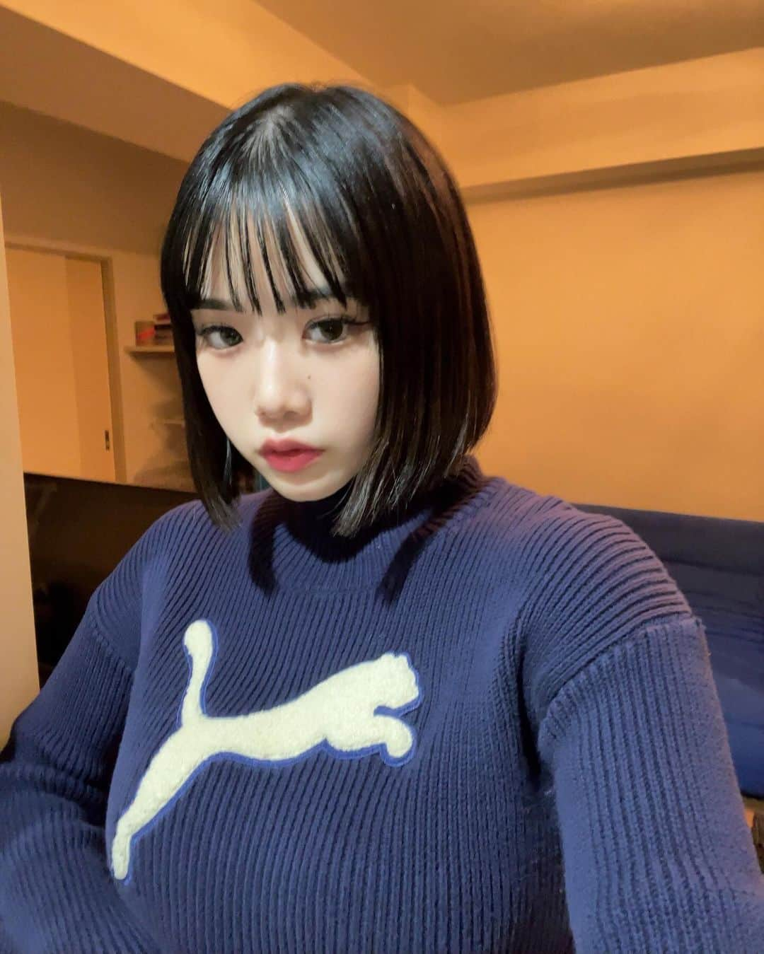 佐藤そるとのインスタグラム：「そういえば、少し前にマツエクメンテしてきたの👁️ いつもとは違うデザインで新鮮♩めちゃくちゃ今っぽい感じで垢抜けた😣❤️かなりお気に入りのまつ毛ちゃん艸艸  デザインは投稿に載ってあるので是非見てみて ↓👁️リスト様 【 @fujisakisumire 】」