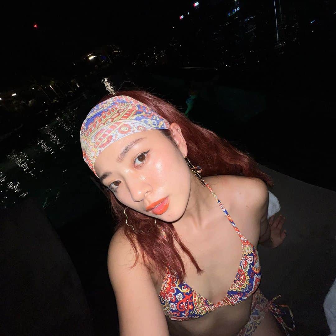 武部柚那のインスタグラム：「ずっと肌の調子崩さずにいたいから 旅行にも持参して毎日朝と夜パックしてたっ🤍  保湿力もグンと上がるし パックするだけでなんだか幸せな気持ち🫶🏻🫶🏻🫶🏻 やっぱり大事!  #PR #ルルルン #化粧水フェイスマスク #パック #肌荒れを防ぐ」