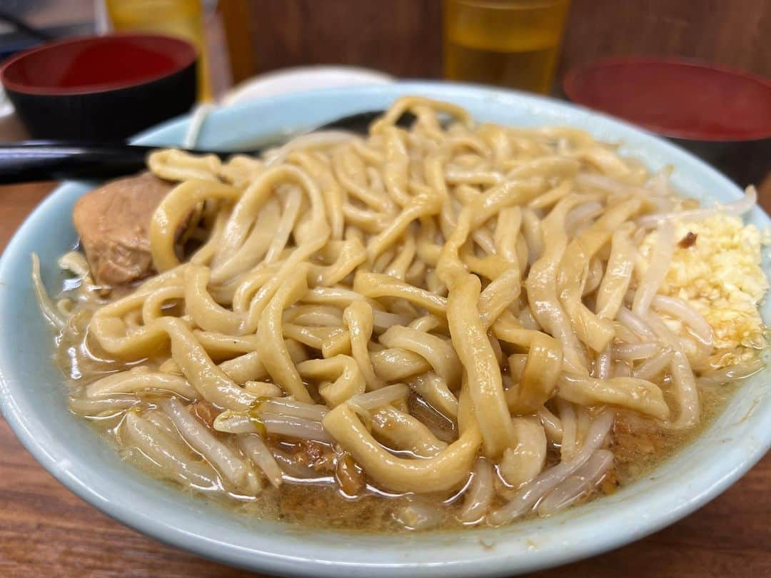 SUSURUさんのインスタグラム写真 - (SUSURUInstagram)「久しぶりに池袋二郎行った。 #susuru_tv #ラーメン二郎池袋東口店 #ラーメン二郎 #池袋 #東京  #ラーメン #らーめん #ramen #ラーメン部 #ramennoodles #毎日ラーメン生活 #麺スタグラム #japaneseramen #japanramen #foodstagram #foodie #noodles #instanoodle #instaramen #instafood #東京ラーメン #二郎 #池袋二郎」11月20日 18時40分 - susuru_tv