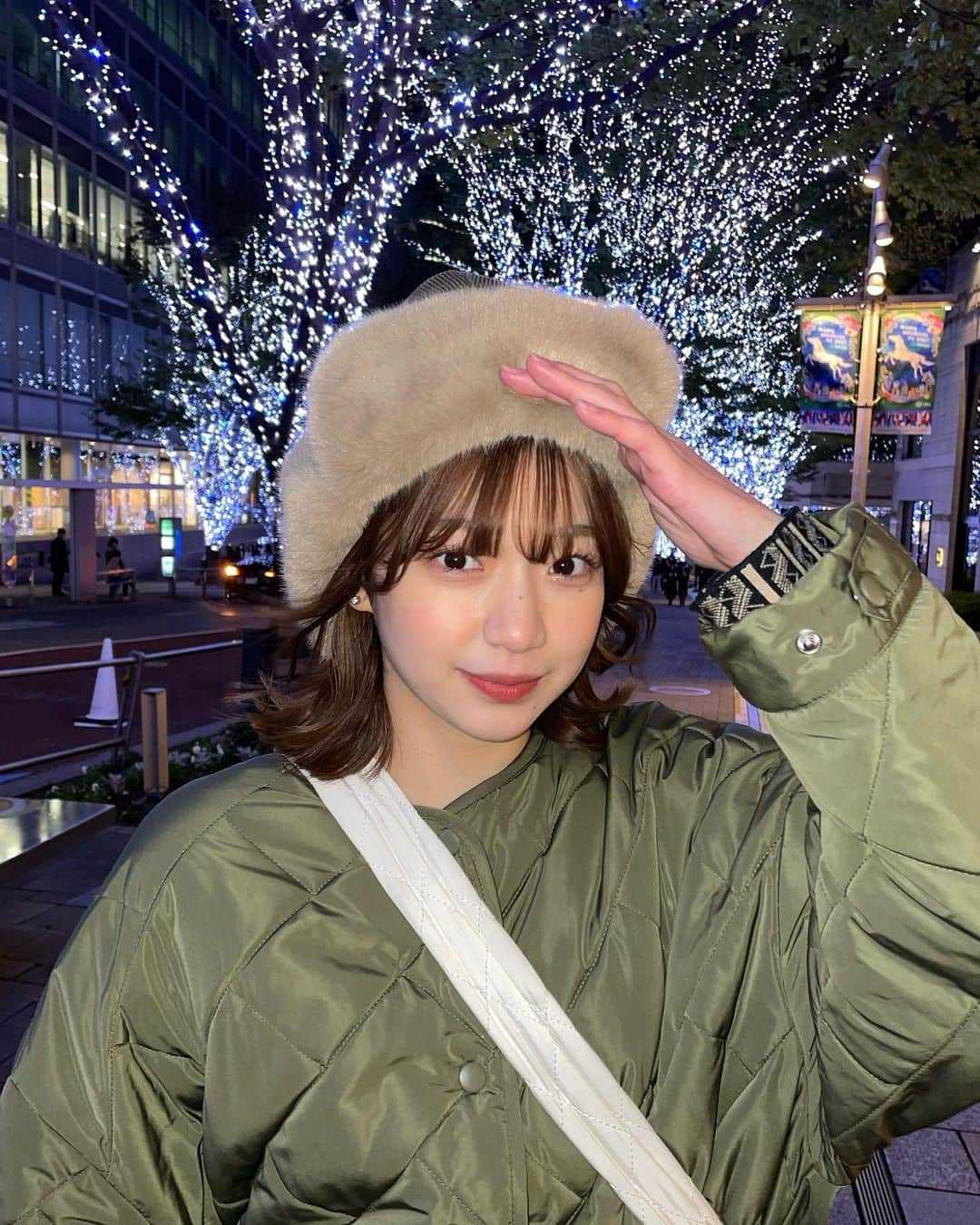 木村彩音さんのインスタグラム写真 - (木村彩音Instagram)「今年初のイルミネーション✨ この日は、寒すぎました、、、  photo by @seri_shirakawa ちゃん🤍   #イルミネーション  #六本木  #乃木坂  #東京  #東京イルミネーション」11月20日 18時55分 - ayane_kimura0421