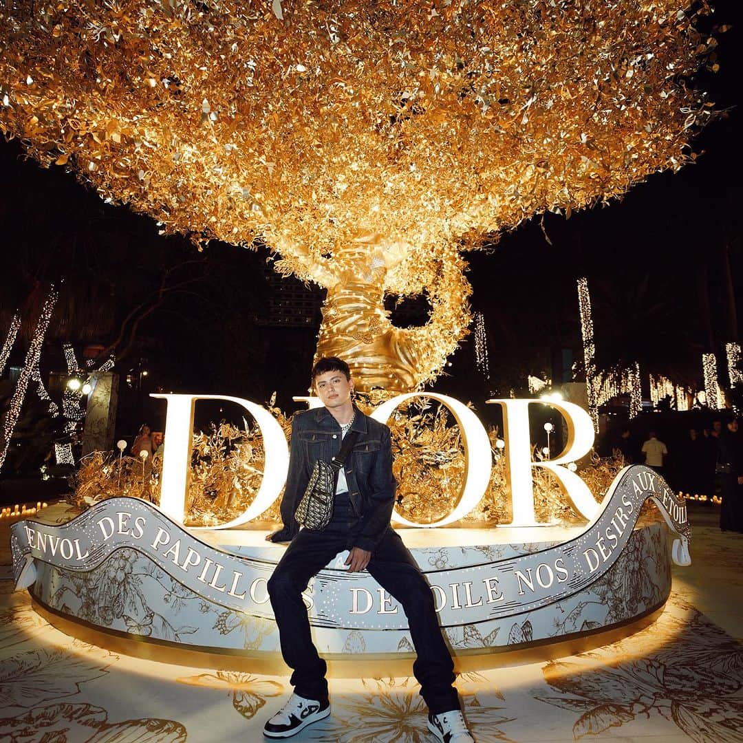 ジェームス・リードさんのインスタグラム写真 - (ジェームス・リードInstagram)「#Dior SZN @dior #DiorSpring24」11月20日 19時00分 - james