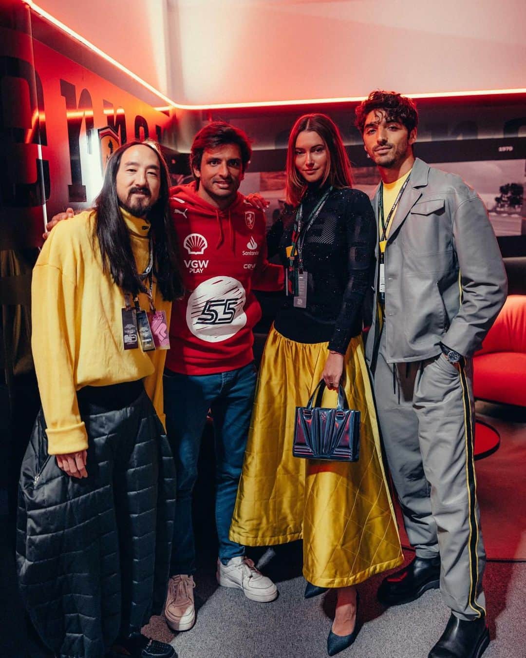 スティーヴ・アオキのインスタグラム：「Hitting the #LasVegasGP in Style with @madeleinecwhite, @taylorzakharperez, @steveaoki and @ferraristyle 😎」