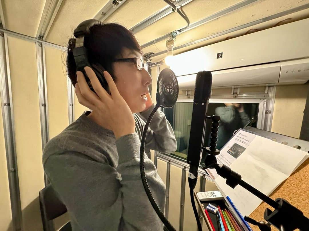 吉川正洋のインスタグラム：「今日は『鉄道ひとり旅』の第三弾Blu-ray＆DVDのレコーディングでした。  ご支援いただいたみなさまのおかげでオリジナルソングがまた増えそうです！ありがとうございます！！  #鉄道ひとり旅 #クラファン挑戦中」
