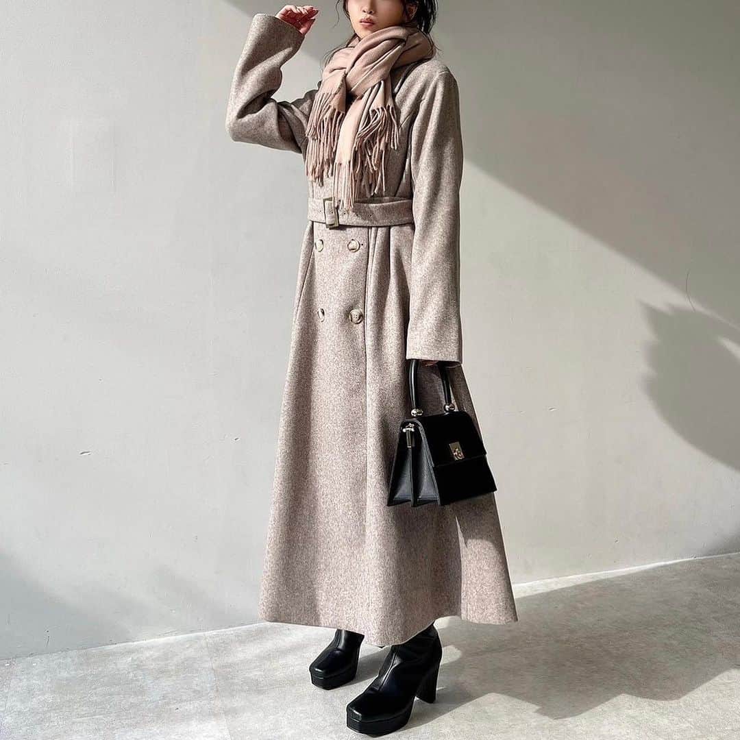RESEXXYさんのインスタグラム写真 - (RESEXXYInstagram)「⁡ ⁡ 今年はウール使用で軽さと暖かさUP！ ⁡ #フレアデザインロングコート IVY / BLK / BRN ¥16,500 taxin ━━━━━━━━━━━━━━━━━━━ 店舗 : 発売中 WEB STORE : 発売中 ⁡ ⁡ #resexxy #resexxy_official #リゼクシー」11月20日 19時17分 - resexxy_official