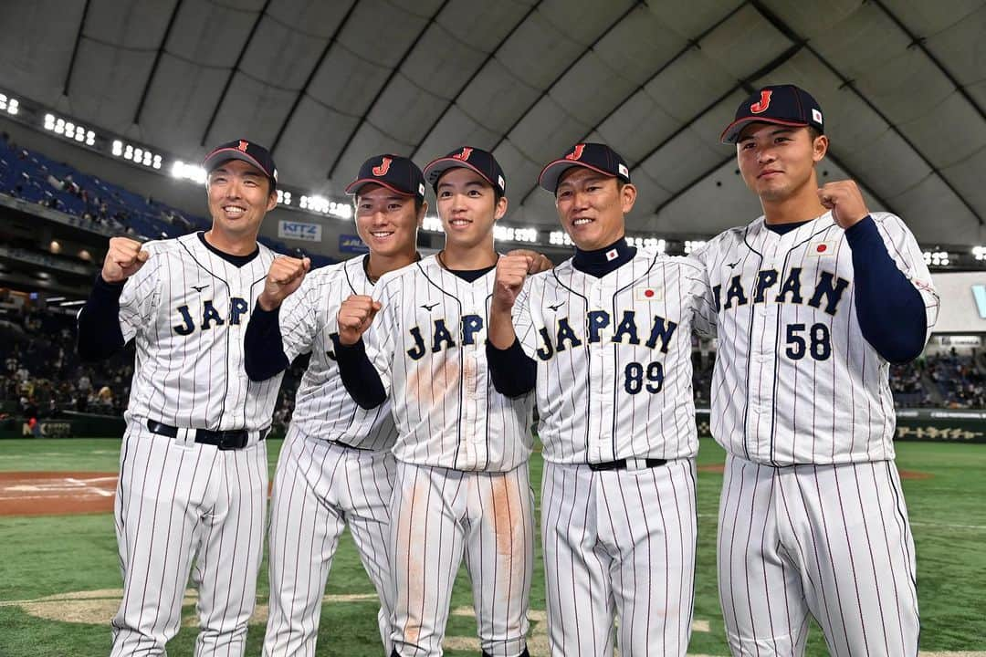 侍ジャパンさんのインスタグラム写真 - (侍ジャパンInstagram)「19日まで東京ドームで行われた「カーネクスト アジアプロ野球チャンピオンシップ2023」は、侍ジャパンが全勝優勝による連覇を達成。トップチーム初選出多い中、随所に見られた高い意識や、今後続く重要な国際大会に向けた大きな一歩となった今大会を総括します。 https://www.japan-baseball.jp/jp/news/press/20231120_2.html  #侍ジャパン #アジチャン」11月20日 19時44分 - samuraijapan_official