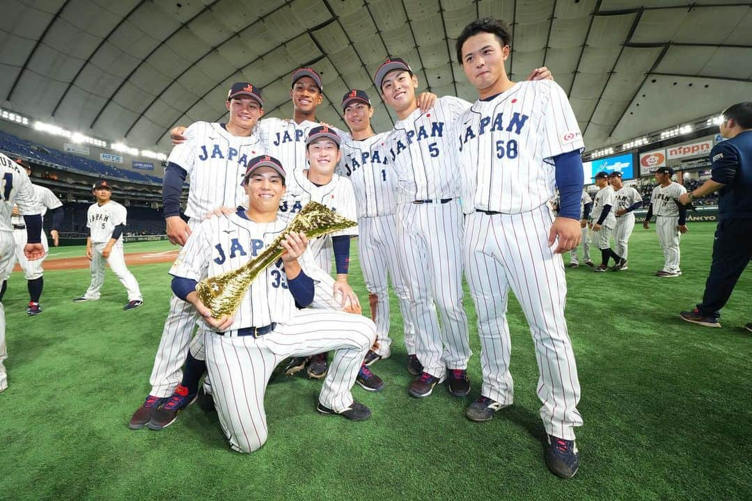 侍ジャパンさんのインスタグラム写真 - (侍ジャパンInstagram)「19日まで東京ドームで行われた「カーネクスト アジアプロ野球チャンピオンシップ2023」は、侍ジャパンが全勝優勝による連覇を達成。トップチーム初選出多い中、随所に見られた高い意識や、今後続く重要な国際大会に向けた大きな一歩となった今大会を総括します。 https://www.japan-baseball.jp/jp/news/press/20231120_2.html  #侍ジャパン #アジチャン」11月20日 19時44分 - samuraijapan_official