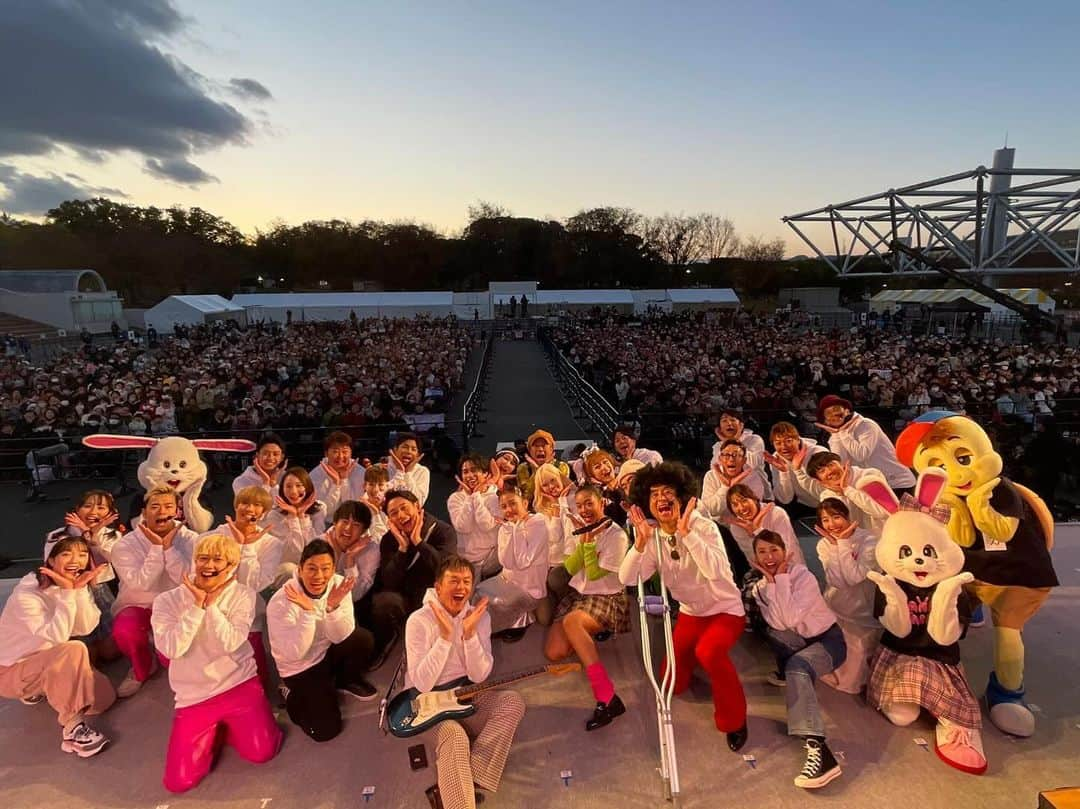 赤崎夏実さんのインスタグラム写真 - (赤崎夏実Instagram)「おは朝パーク2023☀︎ ２日間ありがとうございました‼︎真冬みたいな寒さの中でしたが、お越しくださった皆さまの満開の笑顔と暖かいお言葉に心がほかほかになりました♡ 澤田ちゃんと本気で作ったMJも限られた時間でしたが直接お渡しさせてもらって美味しいー‼︎って言っていただけて2人で感動してました‼︎ えれくとーんらんどもたくさんお越しいただき本当に本当にありがとうございました♪エレクトーンの魅力が少しでも伝わったらいいな♡の一心で準備したので楽しんでいただけていたらとっても嬉しいです🥹 そしておは朝スペシャルライブ‼︎あーー楽しかったーー‼︎ステージから見える皆さまの笑顔♡本当に最高すぎました‼︎ 思いが止まらないのですが…明日のおは朝でスペシャルライブの模様がOAなので是非そちらもご覧ください♡ 余韻…♡幸せ #おは朝パーク #おはよう朝日です #おはパー」11月20日 19時38分 - natsumi_akazaki