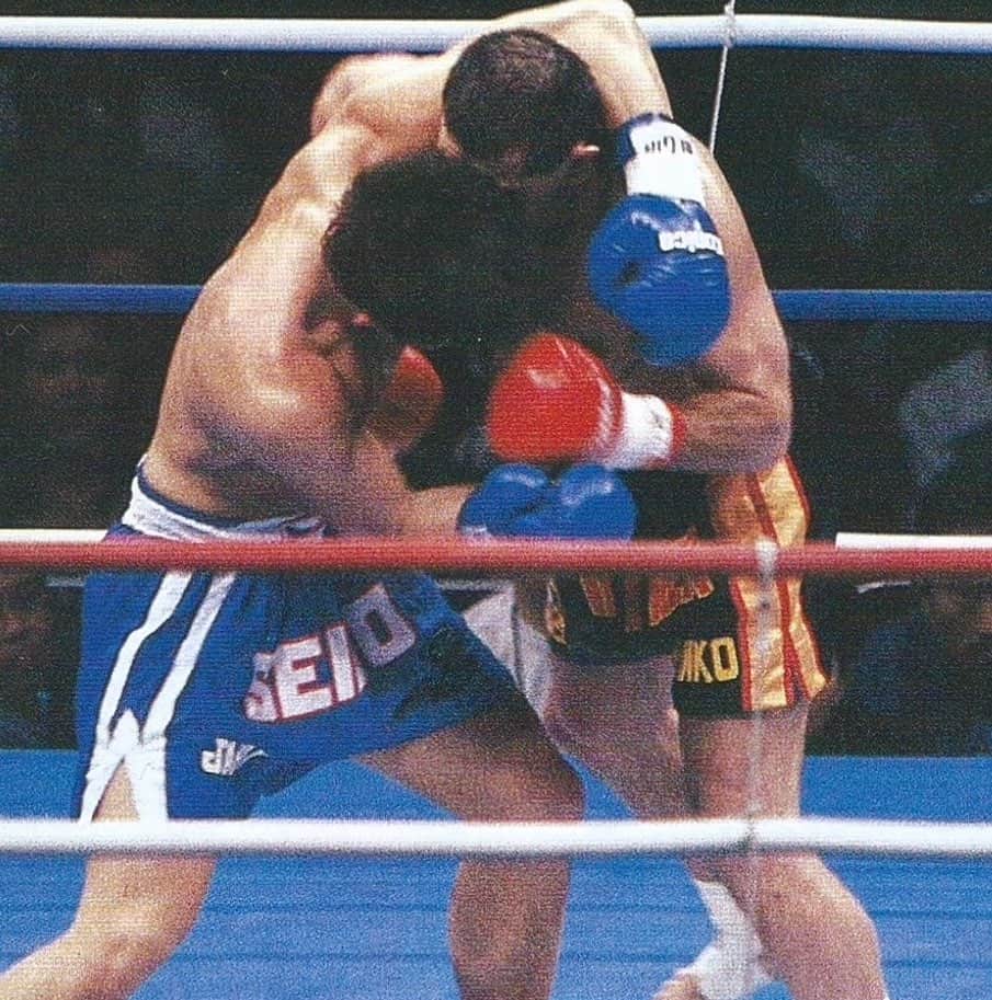 武蔵さんのインスタグラム写真 - (武蔵Instagram)「Branko vs Musashi K-1 Kings 1997 🇯🇵  #brankocikatić #k1 #kickboxing #muaythai #champion #fight #battle #fighting #tournament #ブランコ・シカティック」11月20日 19時45分 - musashi_k1karate