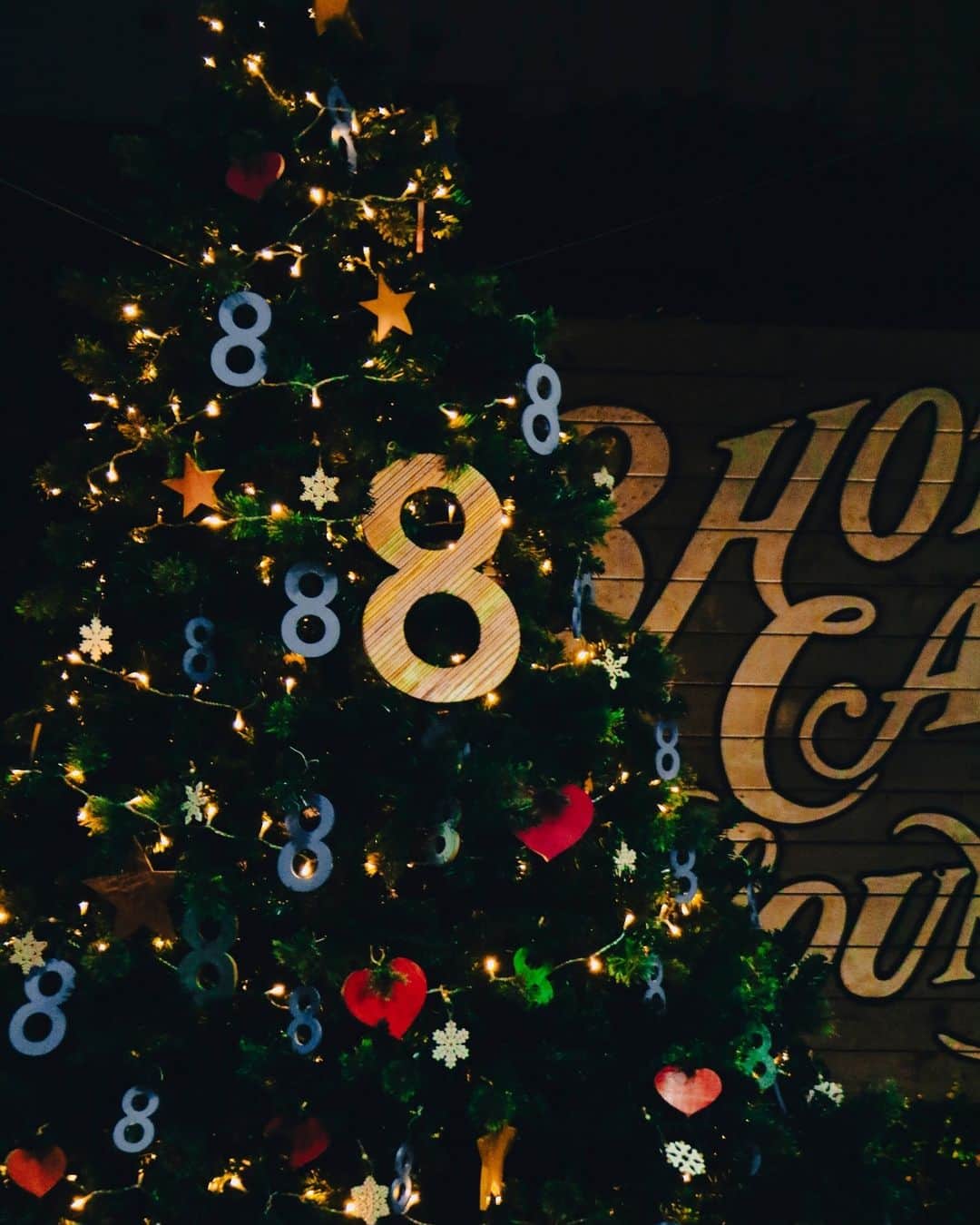 8hotelのインスタグラム：「8 Christmas coming soon!」