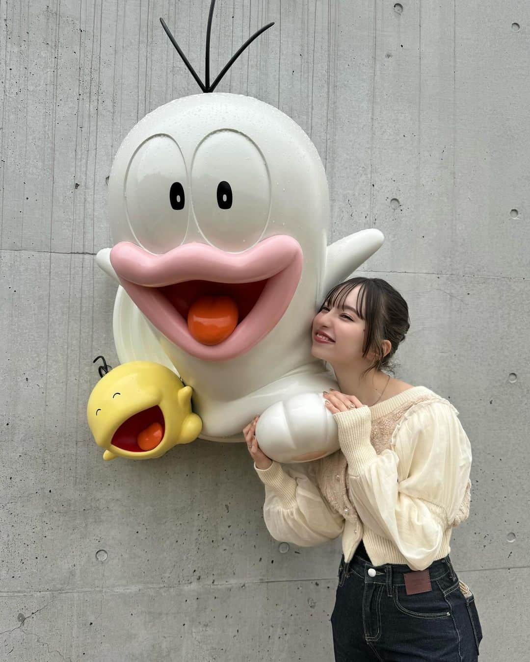 神谷侑理愛さんのインスタグラム写真 - (神谷侑理愛Instagram)「・ ⁡ この間初のドラえもんミュージアム行ってきた.🏹 ⁡ ガチャガチャではお目当てのドラミちゃんget...💛 ⁡ ⁡ #ドラえもんミュージアム #dazzlin #aw #2023aw #fashion #ootd #ニットコーデ」11月20日 20時09分 - yuria_kamiya