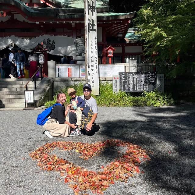 NON-Pさんのインスタグラム写真 - (NON-PInstagram)「先週の金曜日、 パパと息子が、職場の先輩のご厚意で熱海旅行に行って居なかった日。  こんなにも1人で過ごすなんて、産後初めての事！  1人だと、こんなにも時間あるのー！！ って感動した笑  ゆっくりご飯食べたい 自分の好きなタイミングでゆっくりお風呂入りたい 好きなだけTV見たい 1人でゆっくり寝たい 起こされる事なく好きなだけ寝たい  全部普段から望んでた事だけど、 いざ1人になって、全部自由になったら、楽しいけどなんか…ハリがない。  とゆうか、寂しい。 めちゃくちゃ寂しかった！  ちょっとイライラしたり、ブーブー言いながらも、毎日慌ただしく過ごしてたのは、幸せなんだなと再確認したよ。  当たり前の事にこそ、幸せがある！  1人の時間が持てて、色んな事と向き合えたおかげで、家族に優しくなれました👨‍👩‍👦💕  これからもイラっとした時は、この時の気持ちを思い出そう😌  #当たり前は当たり前じゃない #家族　に #感謝 #当たり前の中にある幸せに気づく」11月20日 20時10分 - nonp_mam