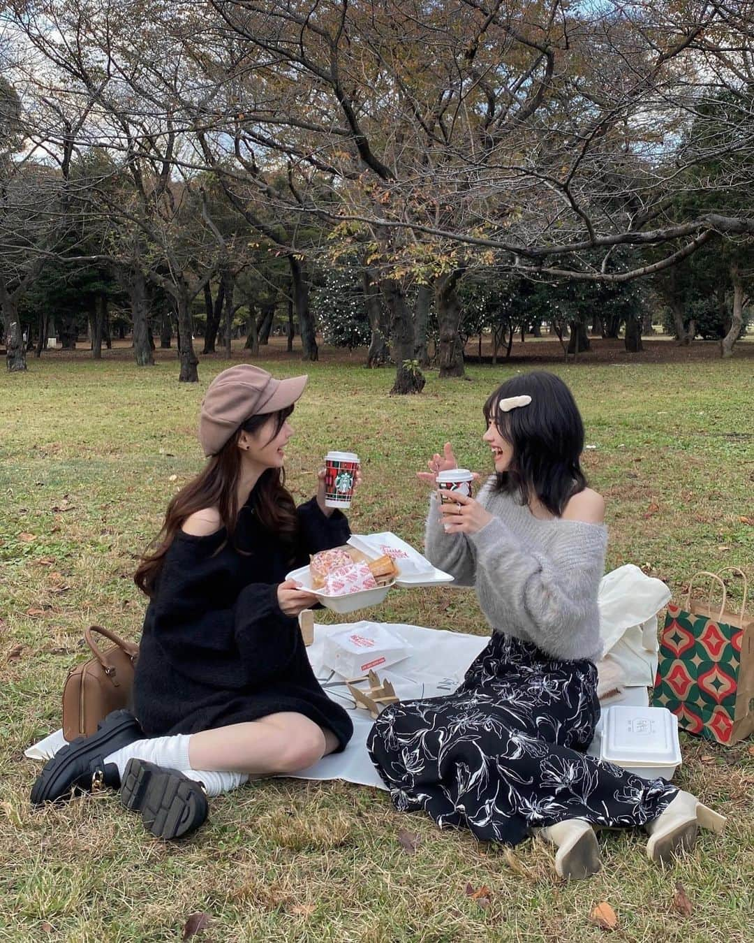 星乃まひろさんのインスタグラム写真 - (星乃まひろInstagram)「picnic~~ 🧺🍂  one-piece: @rili.shopping  ㅤㅤㅤㅤㅤㅤㅤㅤㅤㅤㅤㅤㅤ ㅤㅤㅤㅤㅤㅤㅤㅤㅤㅤㅤㅤㅤ #ピクニック #picnic #秋ピクニック #代々木公園 #ootd #code」11月20日 20時31分 - mhr_honi