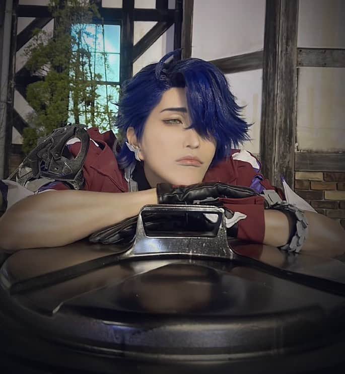 ズミのインスタグラム：「ジェパードさん追っかけて来ないですねぇ〜😕 なサンポ  photo isumi  #cosplay #houkaistarrailcosplay #sampocoski #崩壊スターレイル #崩壊スターレイルコスプレ #サンポコースキコスプレ」