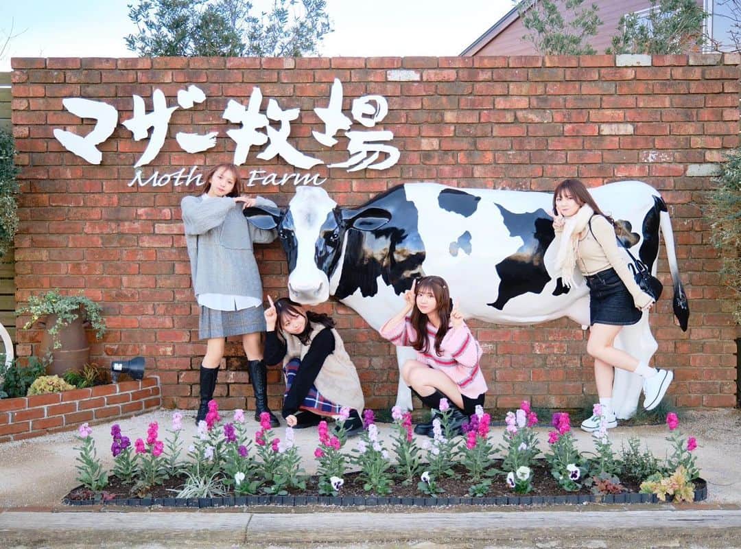 廣川奈々聖さんのインスタグラム写真 - (廣川奈々聖Instagram)「🐈⸒⸒⸒⸒🚌💭 ⁡ ⁡ バスツアー思い出たくさんだよ 来てくれた皆、本当にありがとう〜 ^>~<^ ⁡ ⁡ ⁡次はどこがいいかなあって考えてる🫶🏻☺︎ ⁡ ⁡ ⁡ ⁡ ⁡ #それゆけわーしっぷ #バスツアー #マザー牧場」11月20日 20時52分 - nanaseven7_u_u