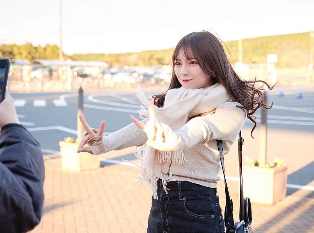 廣川奈々聖さんのインスタグラム写真 - (廣川奈々聖Instagram)「🐈⸒⸒⸒⸒🚌💭 ⁡ ⁡ バスツアー思い出たくさんだよ 来てくれた皆、本当にありがとう〜 ^>~<^ ⁡ ⁡ ⁡次はどこがいいかなあって考えてる🫶🏻☺︎ ⁡ ⁡ ⁡ ⁡ ⁡ #それゆけわーしっぷ #バスツアー #マザー牧場」11月20日 20時52分 - nanaseven7_u_u