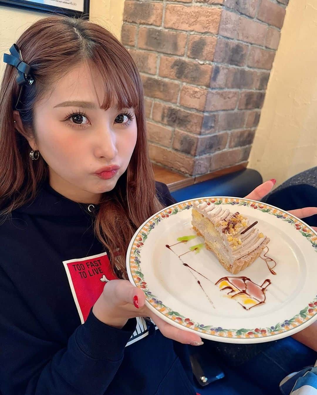 青野美沙稀さんのインスタグラム写真 - (青野美沙稀Instagram)「打ち合わせで連れて行っていただいたお店が とてもおいしかった〜🍝✨  #イタリアン #パスタ #パスタランチ #ピザランチ #おしゃれランチ」11月20日 21時00分 - misaki_aono