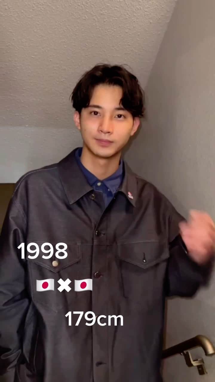 高崎凌のインスタグラム：「My profile🇯🇵」