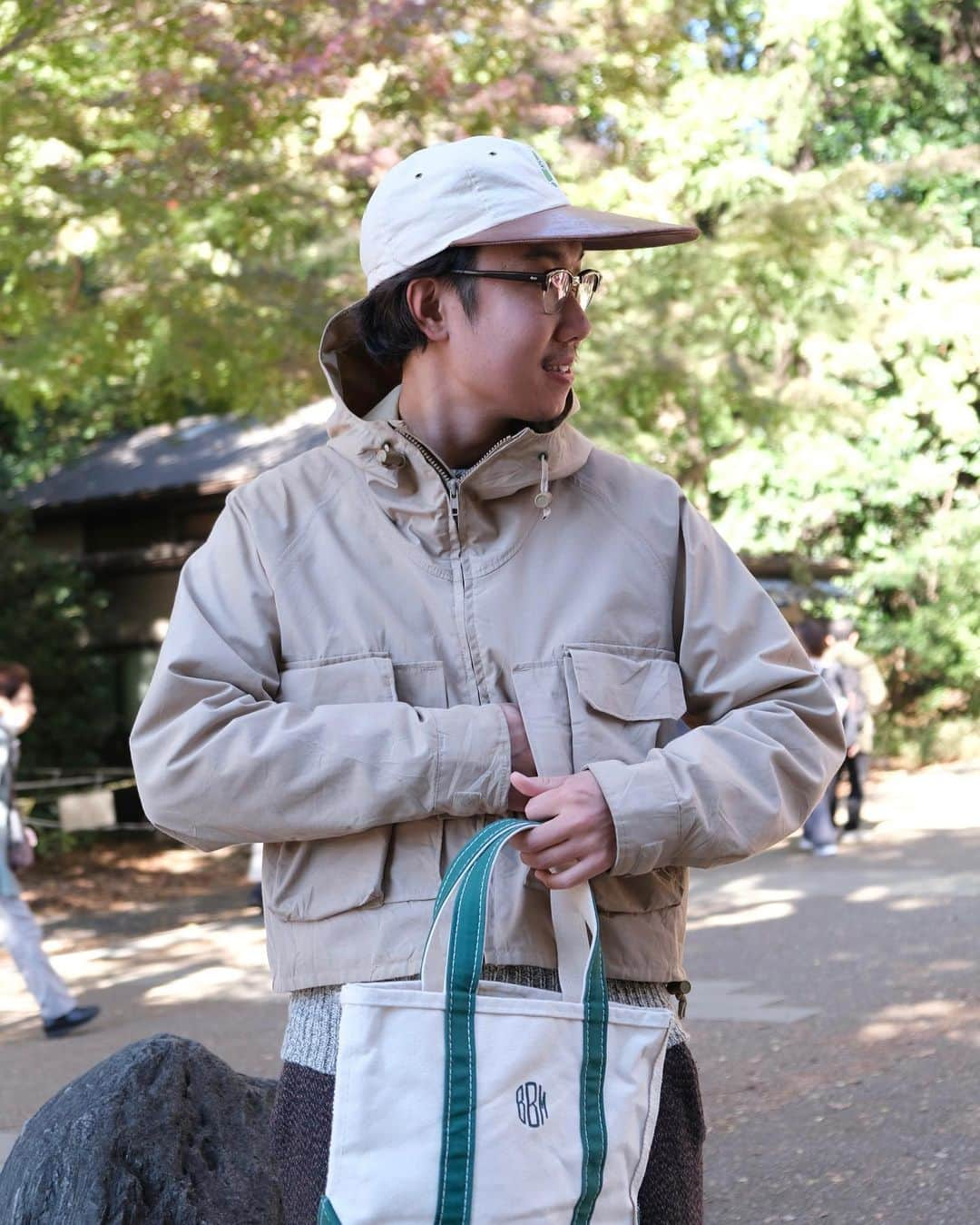 dracaenaさんのインスタグラム写真 - (dracaenaInstagram)「Men's Recommend items  "orvis" GORE-TEX fishing jacket🎣 ¥29,700-  "L.L.Bean"  Wool knit🐑 ¥7,700-  "Pioneer" wool slacks👖 ¥15,400  "L.L.Bean"  bean tote💼 ¥6,600-  INSTAGRAM @dracaena_kichijoji  #Dracaena_Kichijoji #DracaenaKichijoji #DracaenaNorth  #dracaena  #VintageShop  #Vintage  #Kichijoji  #吉祥寺 #古着屋 #ドラセナ吉祥寺 #ドラセナ  #井の頭公園 #七井橋通り  #ヴィンテージショップ #ヴィンテージ #古着 #🇺🇸 #🇨🇦 #🇯🇵  #unitedstates  #canada  #buyingtrip」11月20日 21時40分 - dracaena_kichijoji