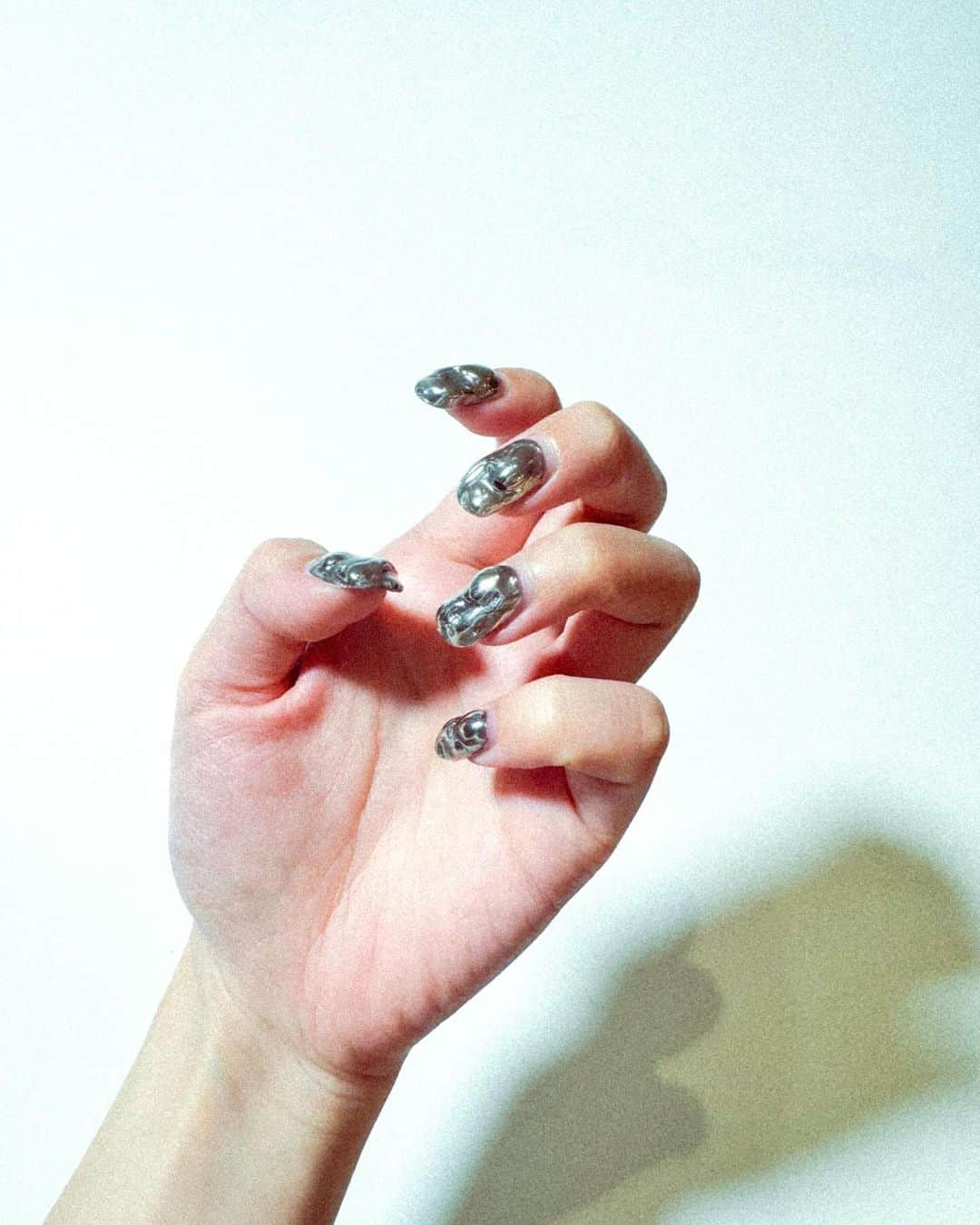 藍にいなさんのインスタグラム写真 - (藍にいなInstagram)「my nails✴︎  直近のやつ、こうやって見返すとその時の気分で全然違っておもろい いっつもお話し楽しい&その時の気分ぴったりの最高デザインをしてくださって感謝です🫶 @sky_twilight」11月20日 21時52分 - nina_o0o0