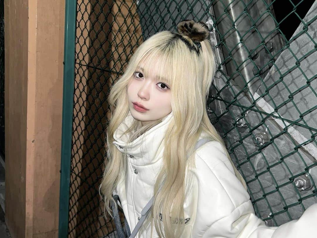 のインスタグラム：「ぅ🖤」