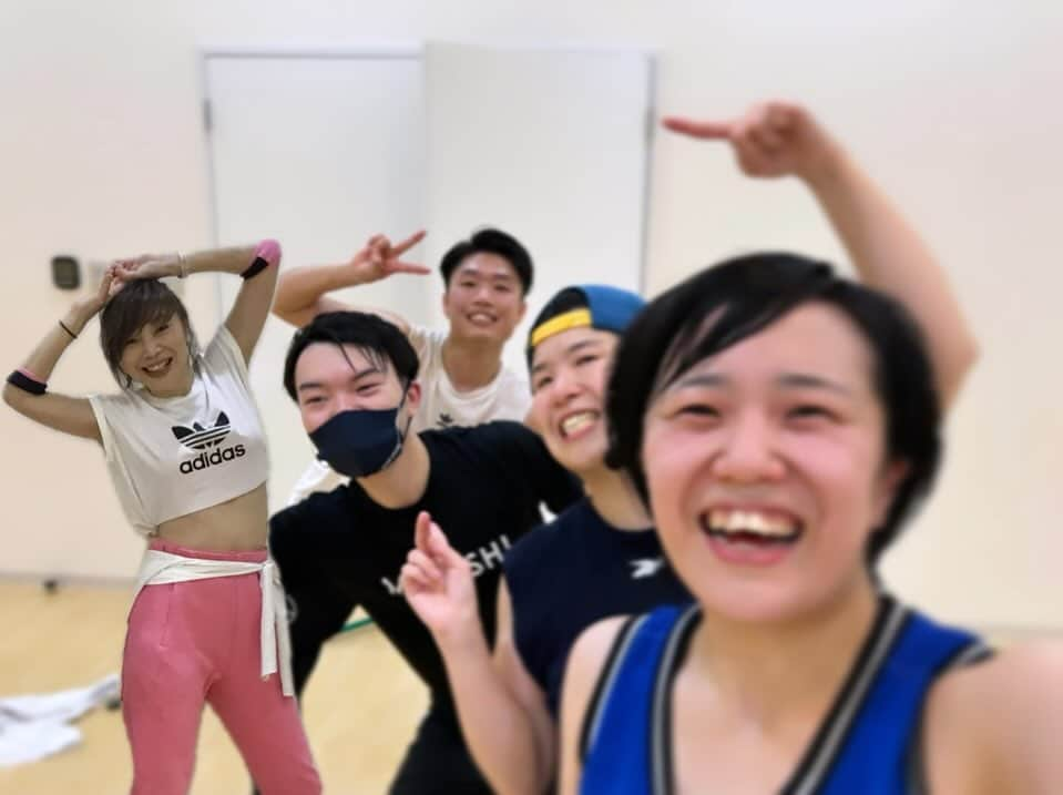 JOYFIT長岡日赤さんのインスタグラム写真 - (JOYFIT長岡日赤Instagram)「* JOYFITイオン県央×長岡日赤 コラボイベント🔥  11/19(日) レズミルズコア シバム 11/20(月) ボディコンバット ボディアタック  たくさんのご参加ありがとうございました🌈  スタッフ香川、清水は コンバット、アタックに挑戦！ 全力で頑張りました🥺❤️‍🔥  #JOYFIT #ジョイフィット #ジョイフィット長岡日赤 #レズミルズ #lesmills #長岡市 #イベントレッスン  @joyfit_aeonkenou」11月20日 22時18分 - joyfit_nagaokanisseki