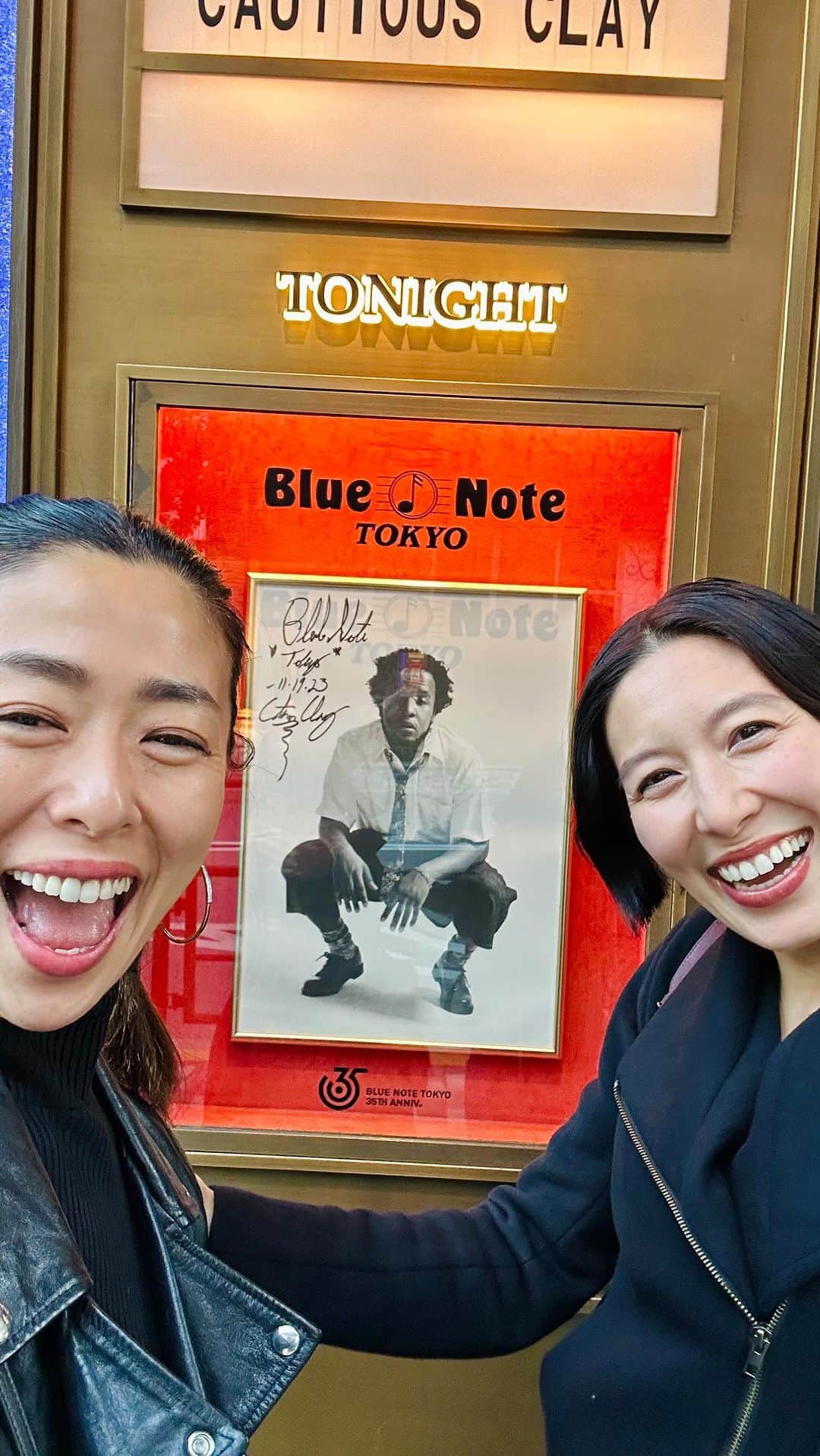 野沢和香のインスタグラム：「大好きなお友達　@maeyoshikawa と🤍ブルーノートへ🎷 @bluenotetokyo  Maeさんから教えてもらった　@cautiousxclay のライブとってもよかった✨  仕事や役割から離れて純粋に目の前の時を楽しむ☺️ そんな時間も大切✨ 全身で感じる音楽はいつだって今を味わわせてくれるね🎵 でも何にせよ一緒に味わえる人がいるって幸せ🫶 沢山笑顔をシェアできて幸せな時間でした！ Thank you Mae🤍」