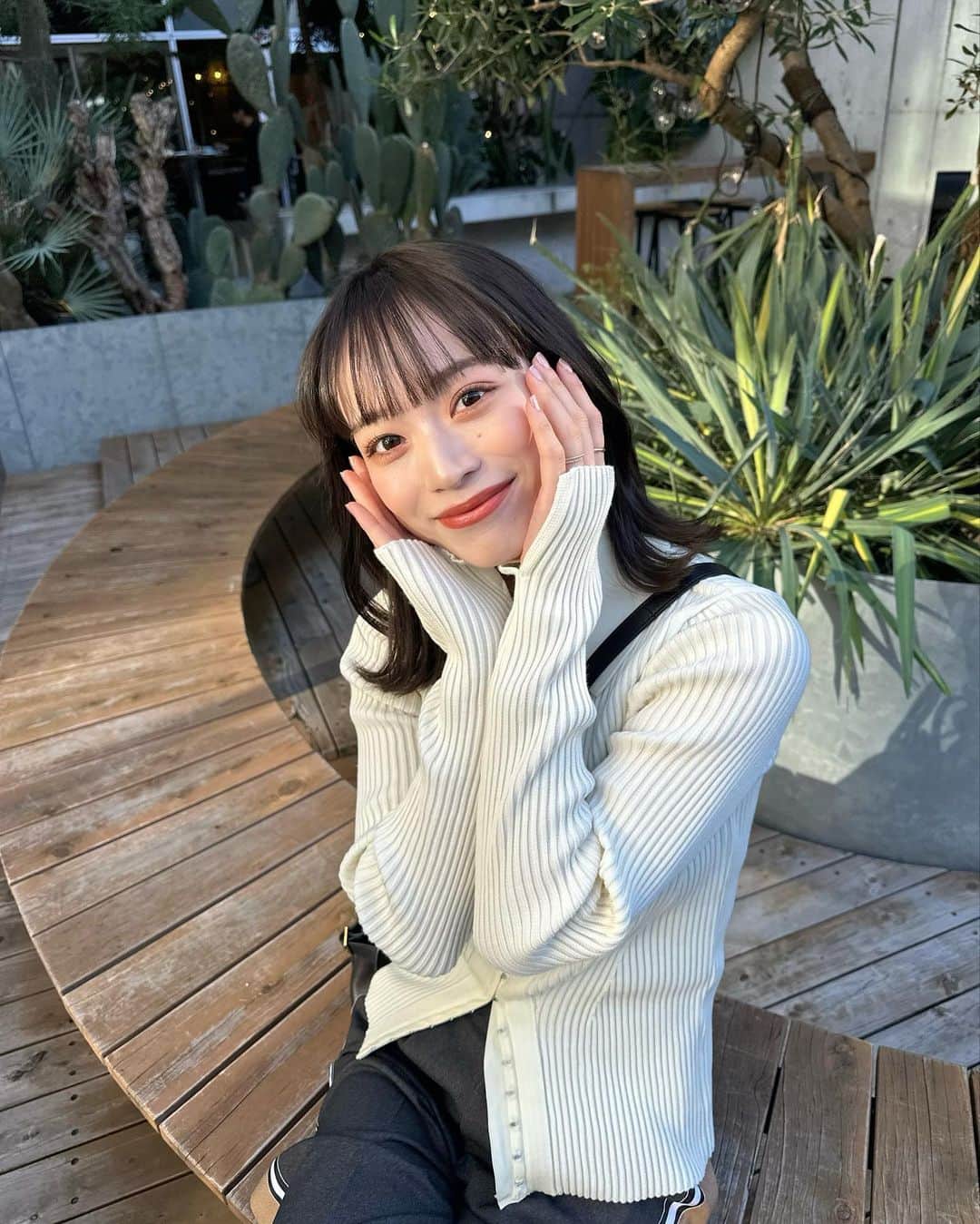 由布菜月のインスタグラム：「. カジュアルな日 おにゅーのパンツがお気に入り🥹🫶 .」