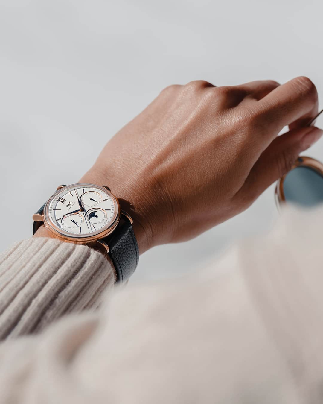 IWCさんのインスタグラム写真 - (IWCInstagram)「This holiday season, guided by Swiss outdoor collective @thealpinists, we celebrate the Rhine, our ultimate source of power. Since the beginning of time, the Rhine has been a symbol of transformation and continuity. Nowhere more so than in Schaffhausen, where eternity meets engineering in every IWC watch. The first watch to accompany our journey is the timeless Portofino Perpetual Calendar (Ref. IW344602), a watchmaking prowess that embodies everything IWC stands for.  🔗Link In Bio  #IWCHolidaySeason | #IWCwatches | #TheOriginOfTime | #IWCPortofino」11月20日 23時00分 - iwcwatches