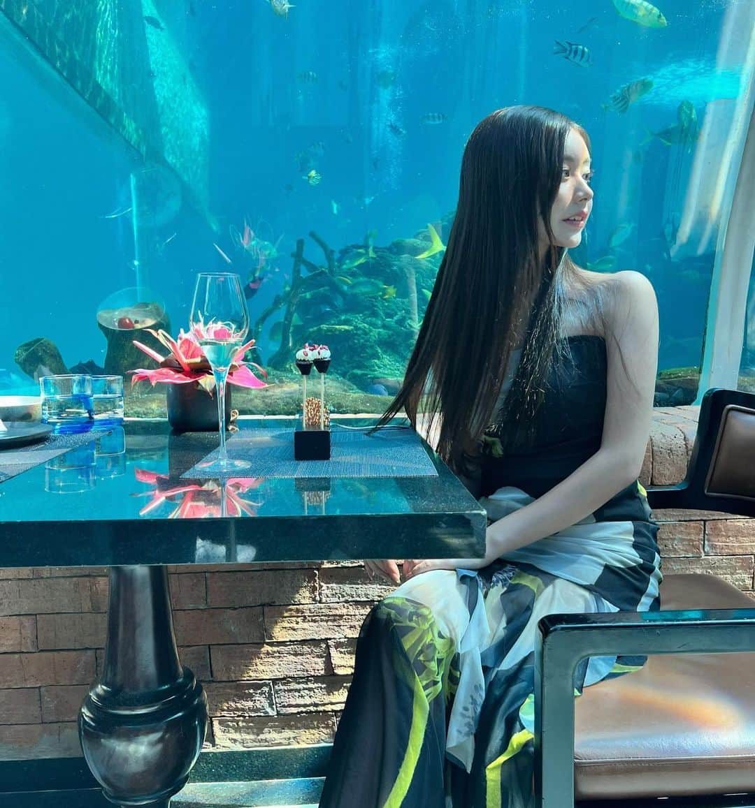 加藤美南のインスタグラム：「🐠🍽️🏝️🌞」