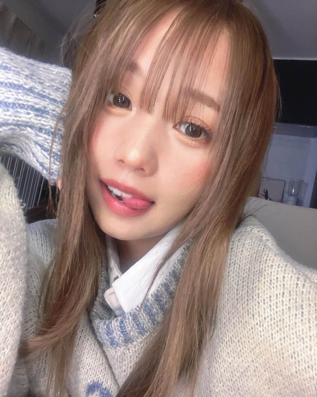 流那(ルナ)さんのインスタグラム写真 - (流那(ルナ)Instagram)「深夜テンション おふろはいるか〜」11月20日 23時32分 - mm_runa